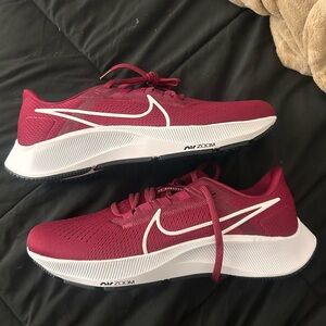 Maroon Nike Pegasus Brand new